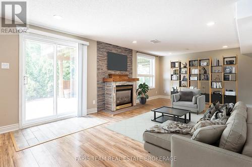 46 Kell Place, Barrie, ON - Indoor Photo Showing Living Room With Fireplace
