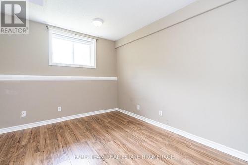 46 Kell Place, Barrie, ON - Indoor Photo Showing Other Room