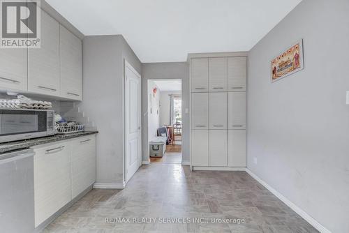 39 Flavian Crescent, Brampton, ON - Indoor Photo Showing Other Room