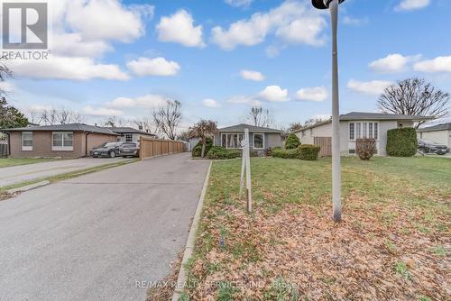39 Flavian Crescent, Brampton, ON - Outdoor