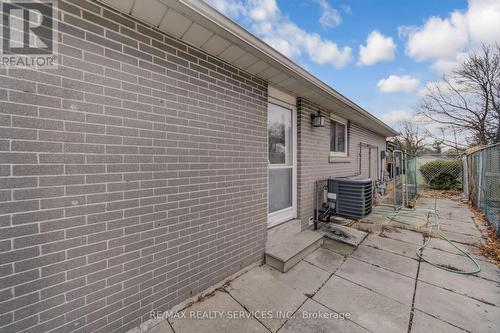 39 Flavian Crescent, Brampton, ON - Outdoor