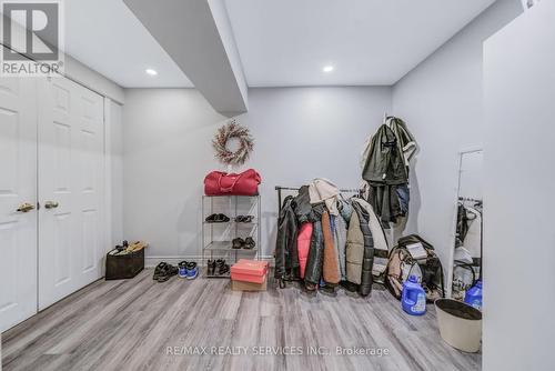 39 Flavian Crescent, Brampton, ON - Indoor Photo Showing Other Room