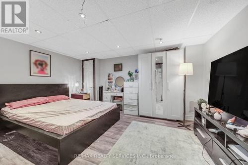 39 Flavian Crescent, Brampton, ON - Indoor Photo Showing Bedroom