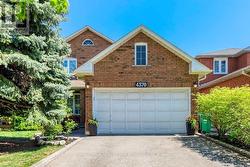 4370 GOLDENROD CRESCENT  Mississauga, ON L5V 1E3