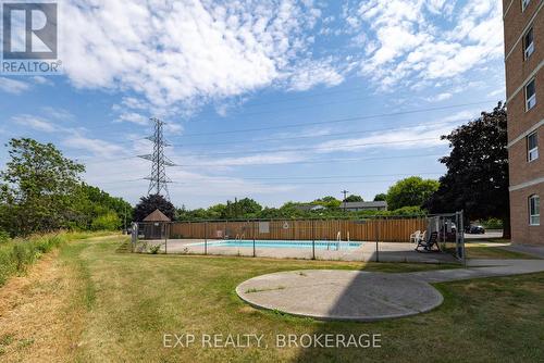 401 - 745 Davis Drive, Kingston (East Gardiners Rd), ON - Outdoor