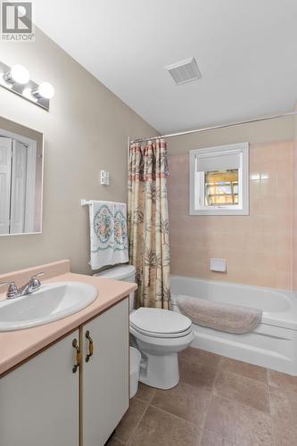 46 Kelliview Avenue, Conception Bay South, NL - Indoor Photo Showing Bathroom