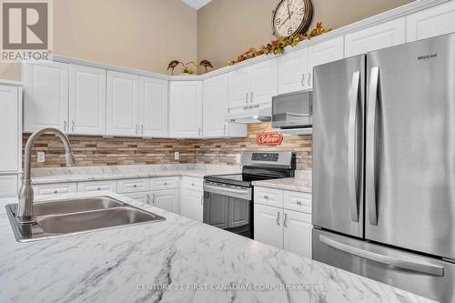 7 - 80 Centre Street, London South (South E), ON - Indoor Photo Showing Kitchen With Stainless Steel Kitchen With Double Sink