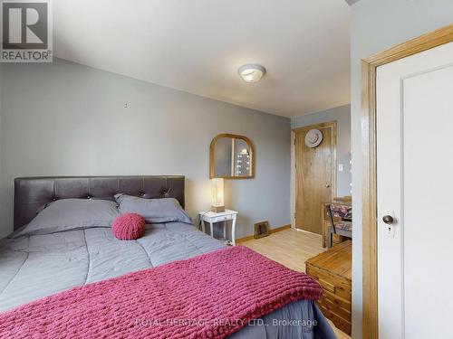 651 Somerville Avenue, Oshawa, ON - Indoor Photo Showing Bedroom