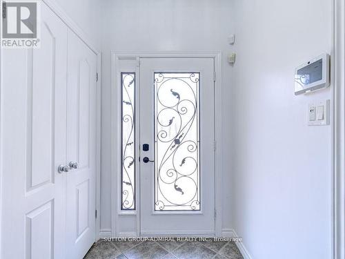 31 Palacebeach Trail, Hamilton, ON - Indoor Photo Showing Other Room