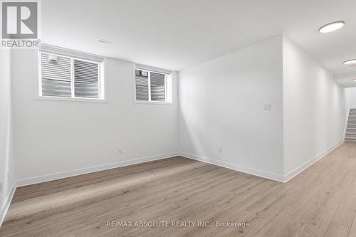 B - 802 Ninaatik Place, Ottawa, ON 