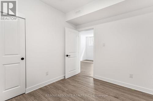 B - 802 Ninaatik Place, Ottawa, ON 