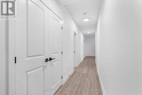 B - 802 Ninaatik Place, Ottawa, ON 