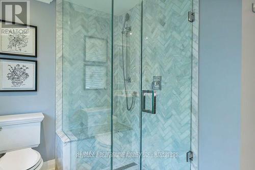 484 Aspen Forest Drive, Oakville (Fd Ford), ON - Indoor Photo Showing Bathroom