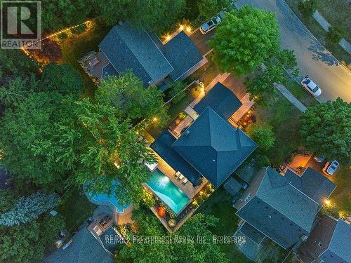 484 Aspen Forest Drive, Oakville (Fd Ford), ON - Outdoor