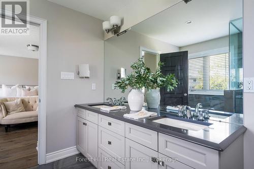 21 Marta Crescent, Barrie (Ardagh), ON - Indoor Photo Showing Bathroom