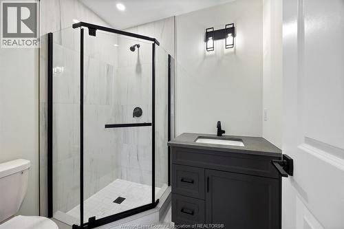 1200 Campana Crescent, Lakeshore, ON - Indoor Photo Showing Bathroom