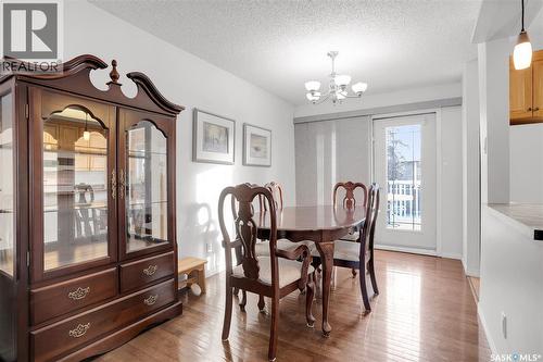 344 Russell Road, Saskatoon, SK - Indoor Photo Showing Dining Room