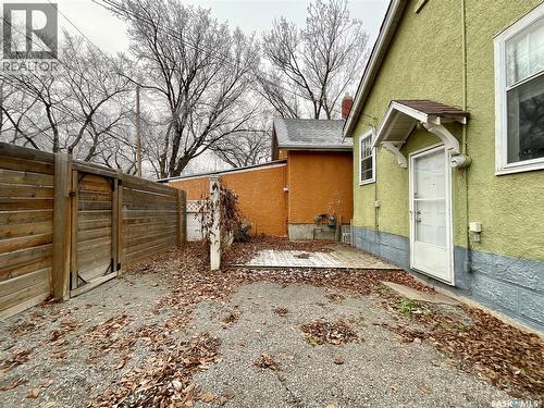2275 Quebec Street, Regina, SK - Outdoor