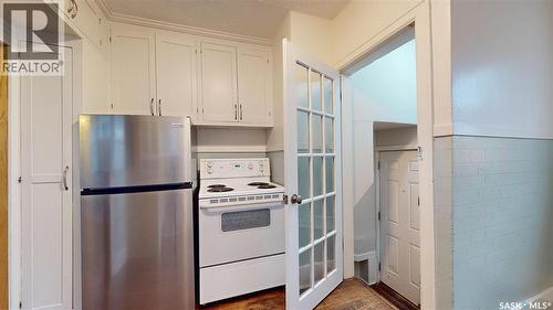2275 Quebec Street, Regina, SK - Indoor Photo Showing Kitchen