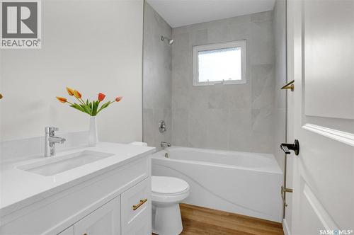 1543 Stadacona Street W, Moose Jaw, SK - Indoor Photo Showing Bathroom