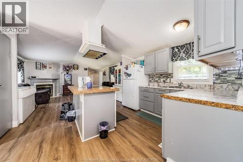 29338 Jane Road Unit# 98, Thamesville, ON - Indoor Photo Showing Kitchen