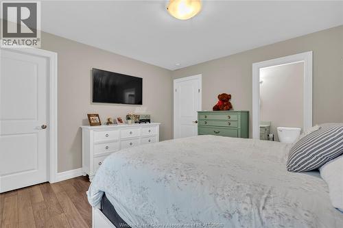 8475 Wyandotte Unit# 116, Windsor, ON - Indoor Photo Showing Bedroom