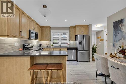 8475 Wyandotte Unit# 116, Windsor, ON - Indoor Photo Showing Kitchen With Stainless Steel Kitchen