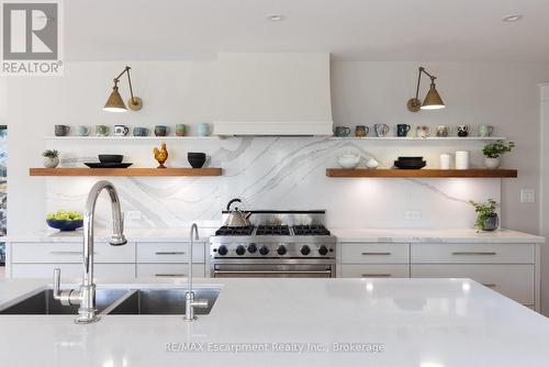 247 Douglas Avenue, Oakville (Oo Old Oakville), ON - Indoor Photo Showing Kitchen With Double Sink With Upgraded Kitchen