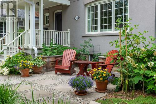 247 Douglas Avenue, Oakville (Oo Old Oakville), ON - Outdoor