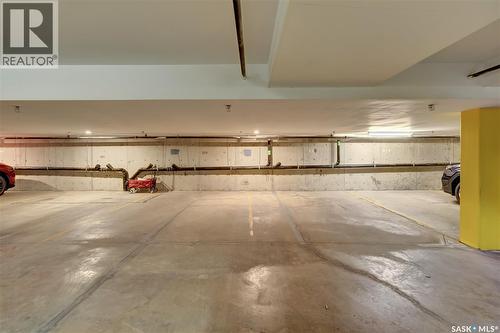 213 4721 Mctavish Street, Regina, SK - Indoor Photo Showing Garage