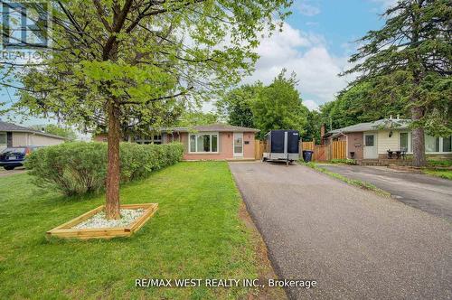 65 BELMONT DRIVE  Brampton, ON L6T 2K5