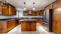 kitchen with centre island - 