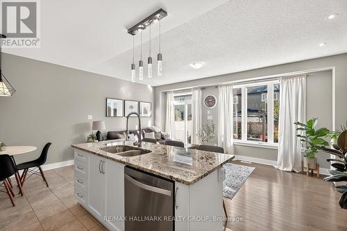 332 Gracewood Crescent, Ottawa, ON - Indoor Photo Showing Kitchen With Double Sink