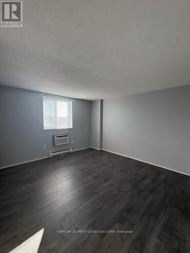 501 - 77 Baseline Road, London South (South E), ON - Indoor Photo Showing Other Room