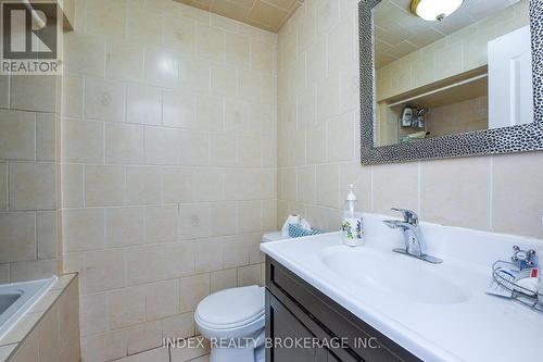 10 Leopard Gate, Brampton, ON - Indoor Photo Showing Bathroom
