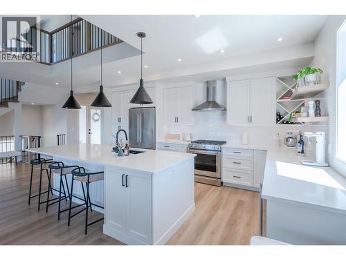 174 Fawn Court, Penticton, BC - Indoor Photo Showing Kitchen With Upgraded Kitchen