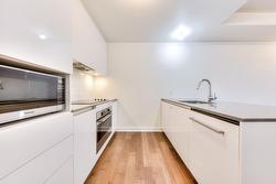 710-1170 Rue Montcalm  Montréal (Ville-Marie), QC H2L 0M2