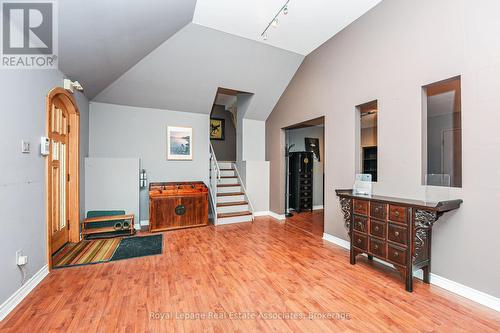 270 Lakeshore Road E, Mississauga, ON 