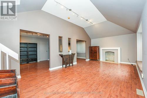 270 Lakeshore Road E, Mississauga, ON 