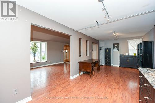 270 Lakeshore Road E, Mississauga, ON 