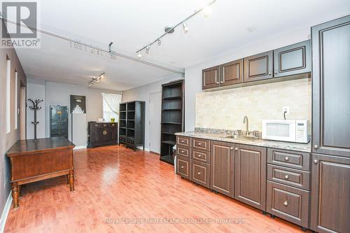 270 Lakeshore Road E, Mississauga, ON 