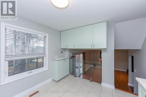 Upper Level - 3162 Folkway Drive, Mississauga, ON - Indoor Photo Showing Kitchen
