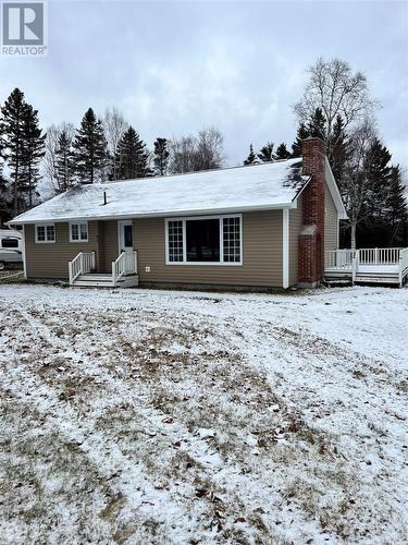 93 Midland Row  Pasadena, NL A0L 1K0