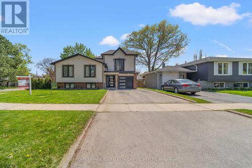 730 Hyde Road, Burlington, ON - Outdoor With Facade