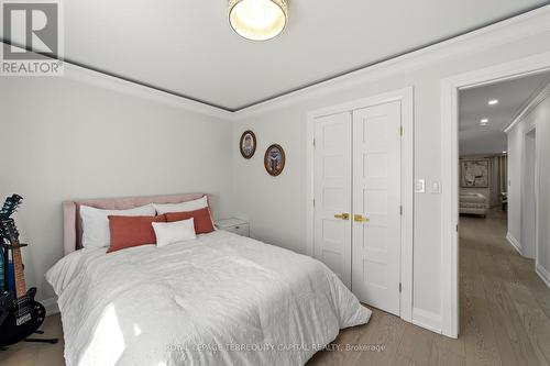 730 Hyde Road, Burlington, ON - Indoor Photo Showing Bedroom