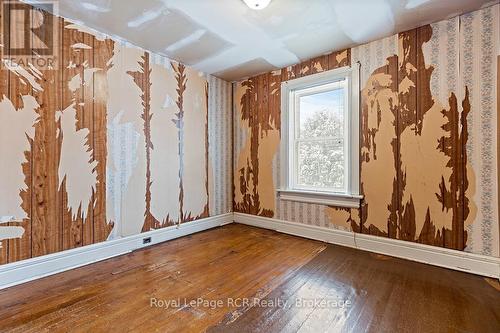 112 Toronto Road N, Grey Highlands, ON - Indoor Photo Showing Other Room