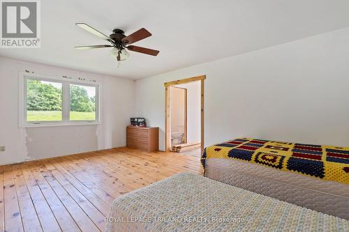 25090 Dundonald Road, Southwest Middlesex, ON - Indoor Photo Showing Bedroom