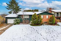 2425 Collingwood Road  West Kelowna, BC V1Z 3C3