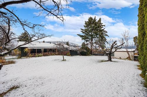 2425 Collingwood Road, West Kelowna, BC - Outdoor