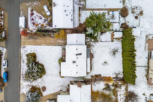 2425 Collingwood Road, West Kelowna, BC - Outdoor